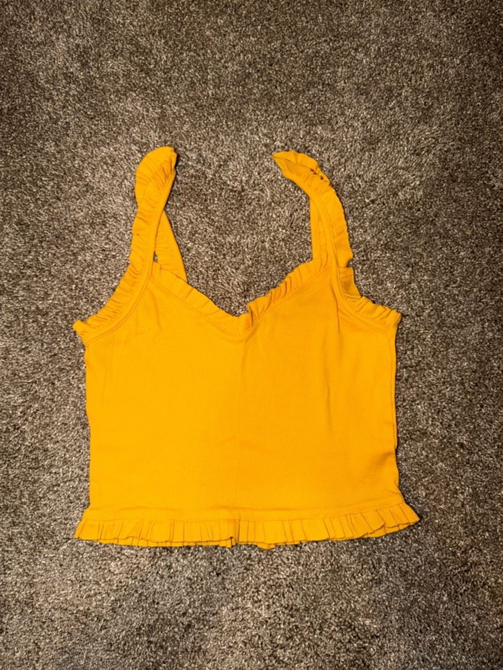 Me to We‎ Yellow Ruffled V-Neck Cropped Camisole